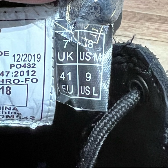 Dr. Martens Black Leather Maltby & Safety Shoes - Picture 10 of 11